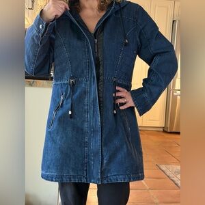 Super Cute Denim Utility Jacket Cinched Waist Flattering Dark Wash Size Med.
